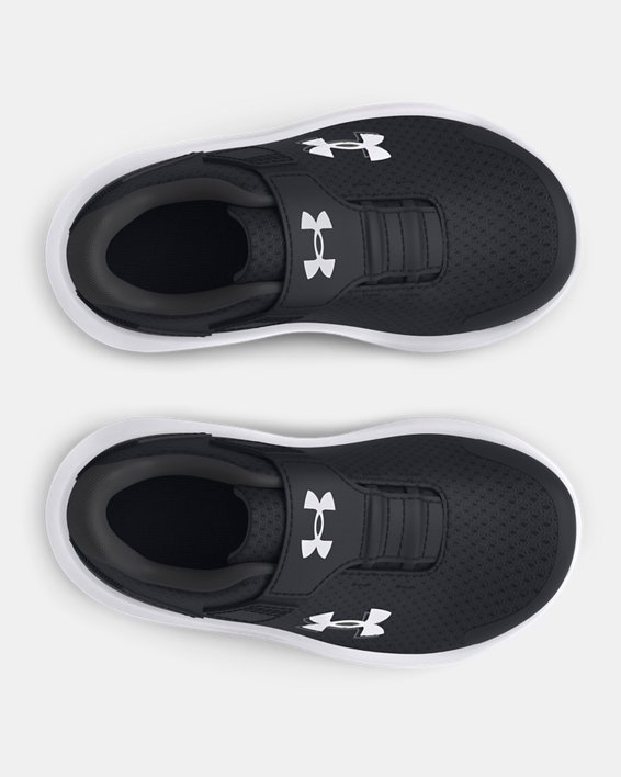 Zapatillas de running UA Surge 4 AC para niño pequeño, Black, pdpMainDesktop image number 2